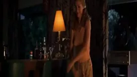 La bionda ingoia str ...