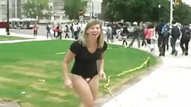 Vedere questa donna  ...