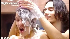 Brunetta sexy bellis ...