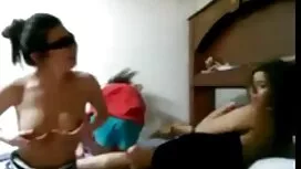 Prigionieri cazzo l' ...