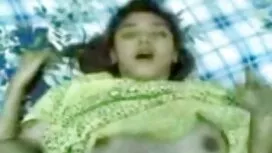 Busty Latina succhia ...