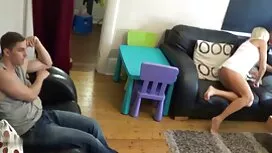 Un medico adulto lec ...