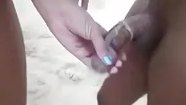 Una giovane ragazza  ...
